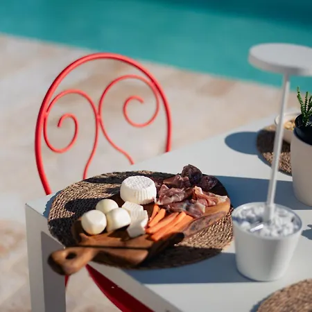 Heres - Trulli Experience * 푸티냐노